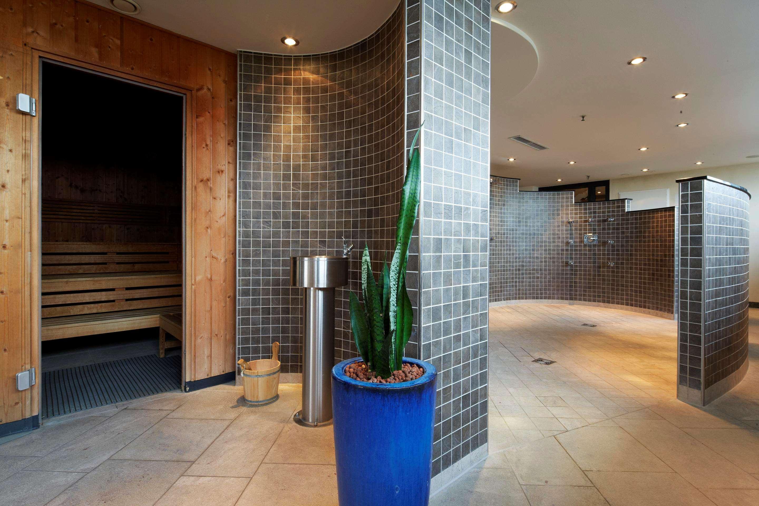 Steigenberger Airport Hotel Frankfurt Frankfurt am Main Bagian luar foto