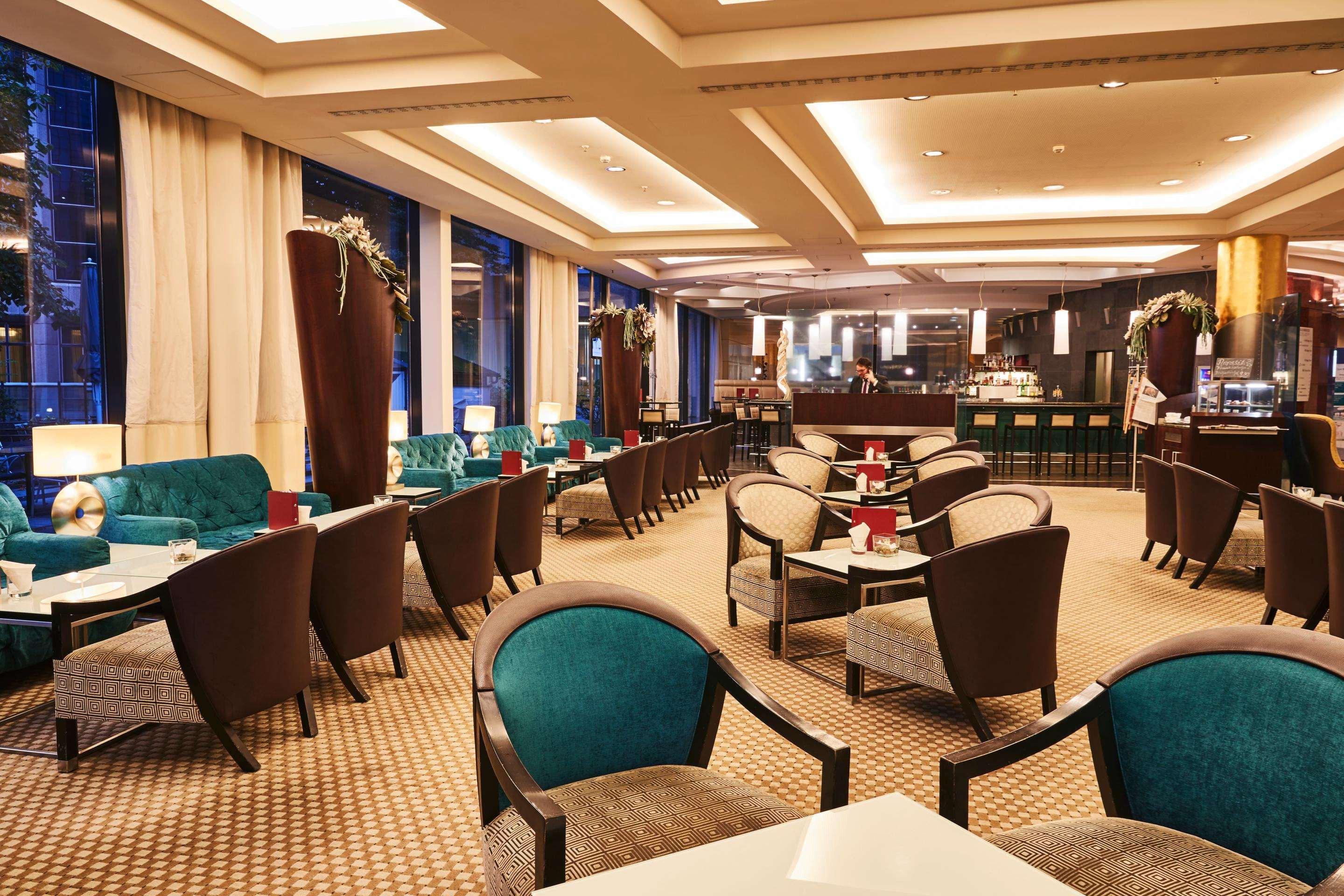 Steigenberger Airport Hotel Frankfurt Frankfurt am Main Bagian luar foto