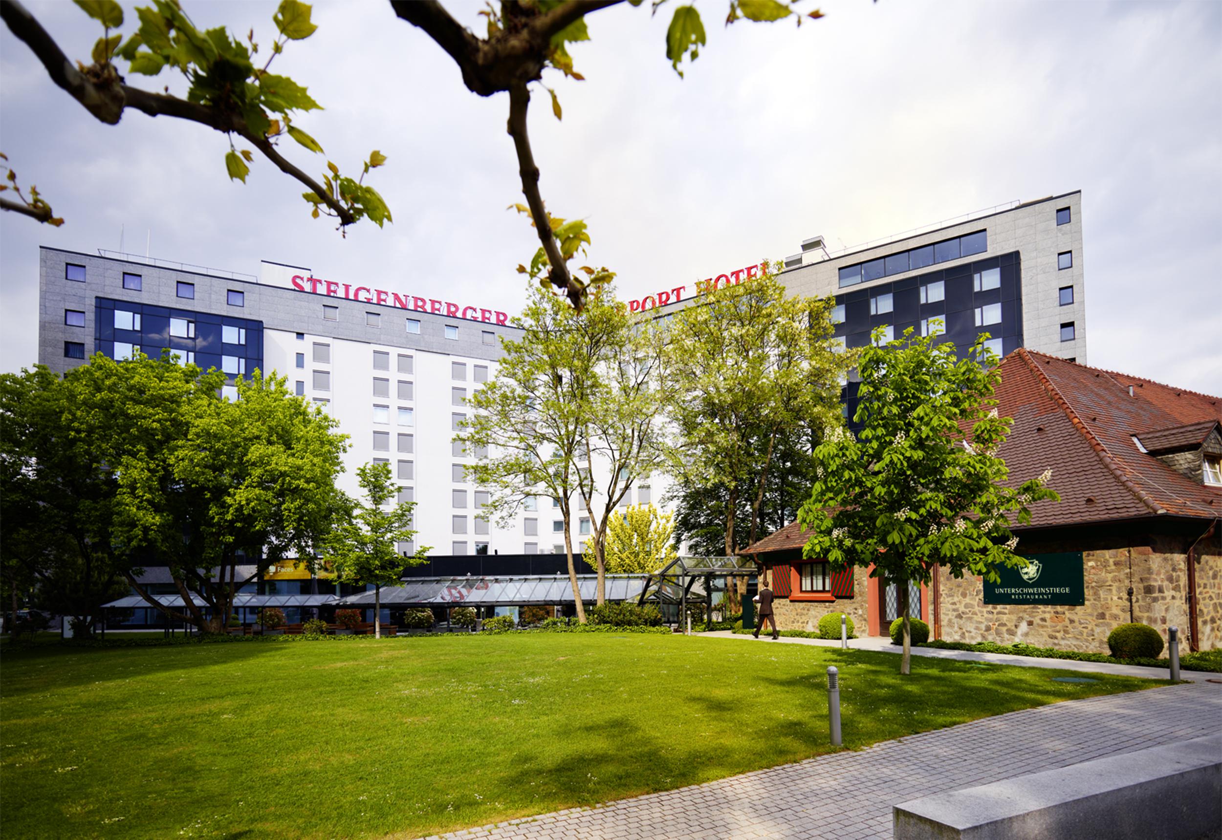 Steigenberger Airport Hotel Frankfurt Frankfurt am Main Bagian luar foto