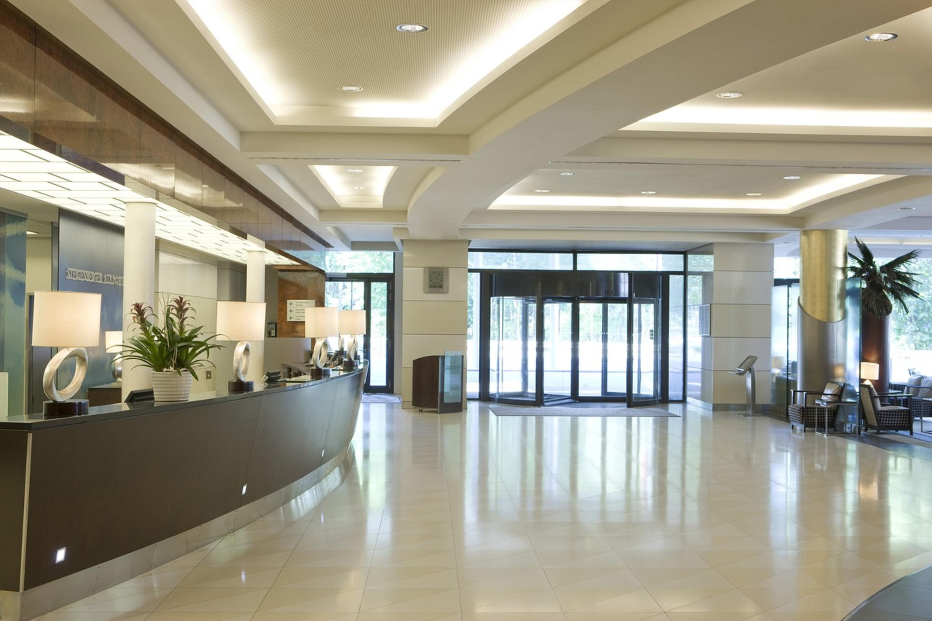Steigenberger Airport Hotel Frankfurt Frankfurt am Main Bagian luar foto