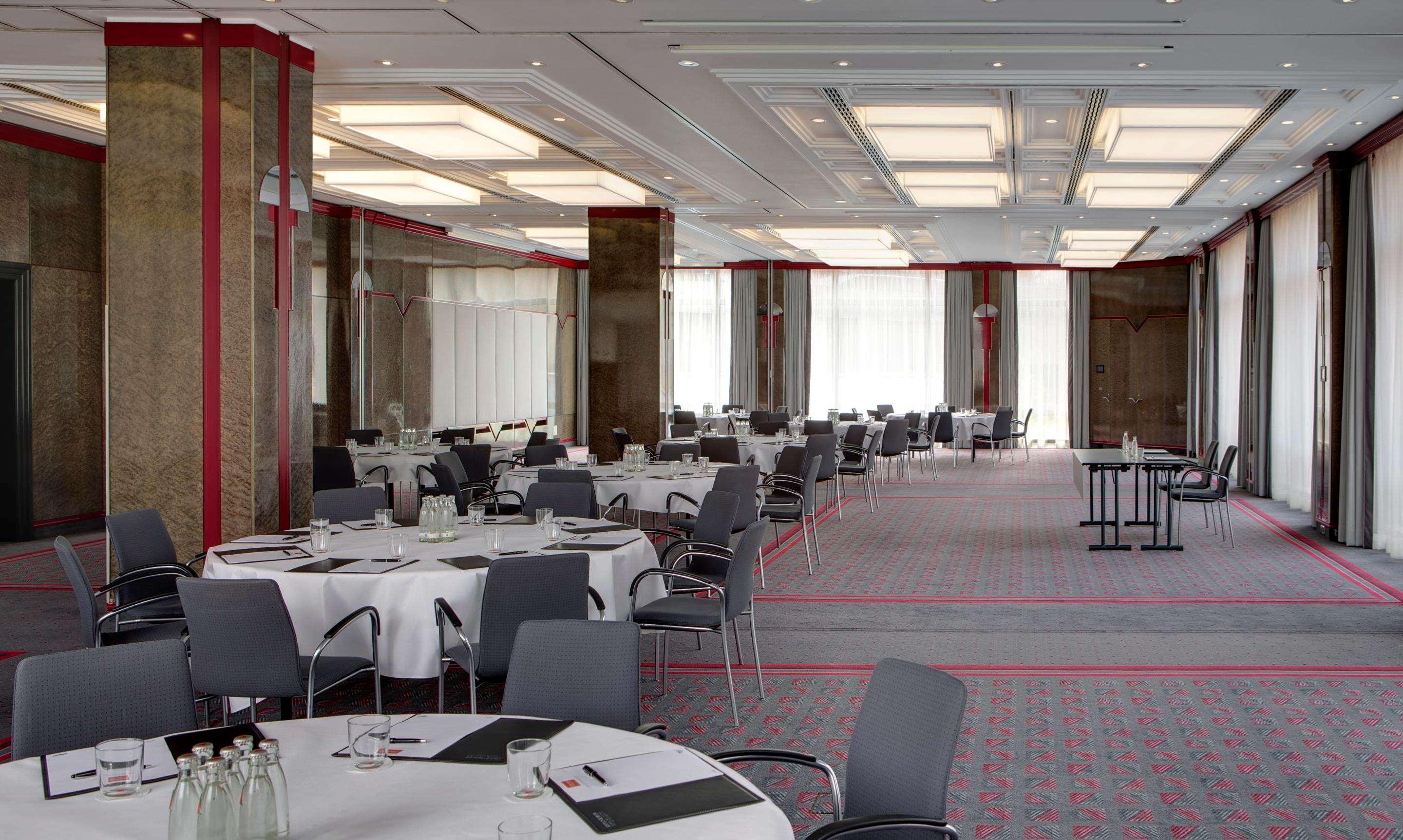 Steigenberger Airport Hotel Frankfurt Frankfurt am Main Bagian luar foto